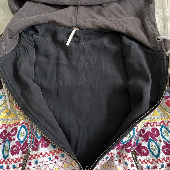 Free People Embroidered Full Zip Hooded Jacket Boho Aztec Southwest - Size Small - Picture 10 of 10